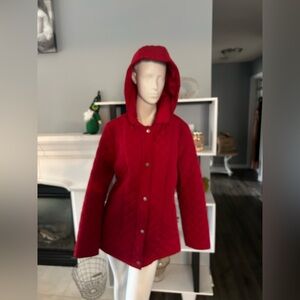 Red Women's Anorak Quilted Jacket. Excellent condition. Size medium.